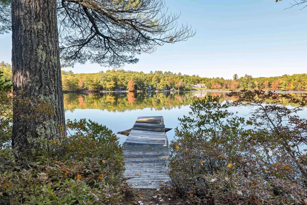 31 Tuftonboro Neck Road Tuftonboro NH 03816