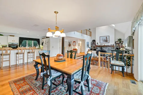 31 Tuftonboro Neck Road Tuftonboro NH 03816
