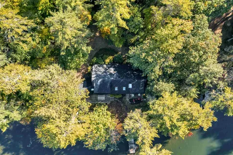 31 Tuftonboro Neck Road Tuftonboro NH 03816