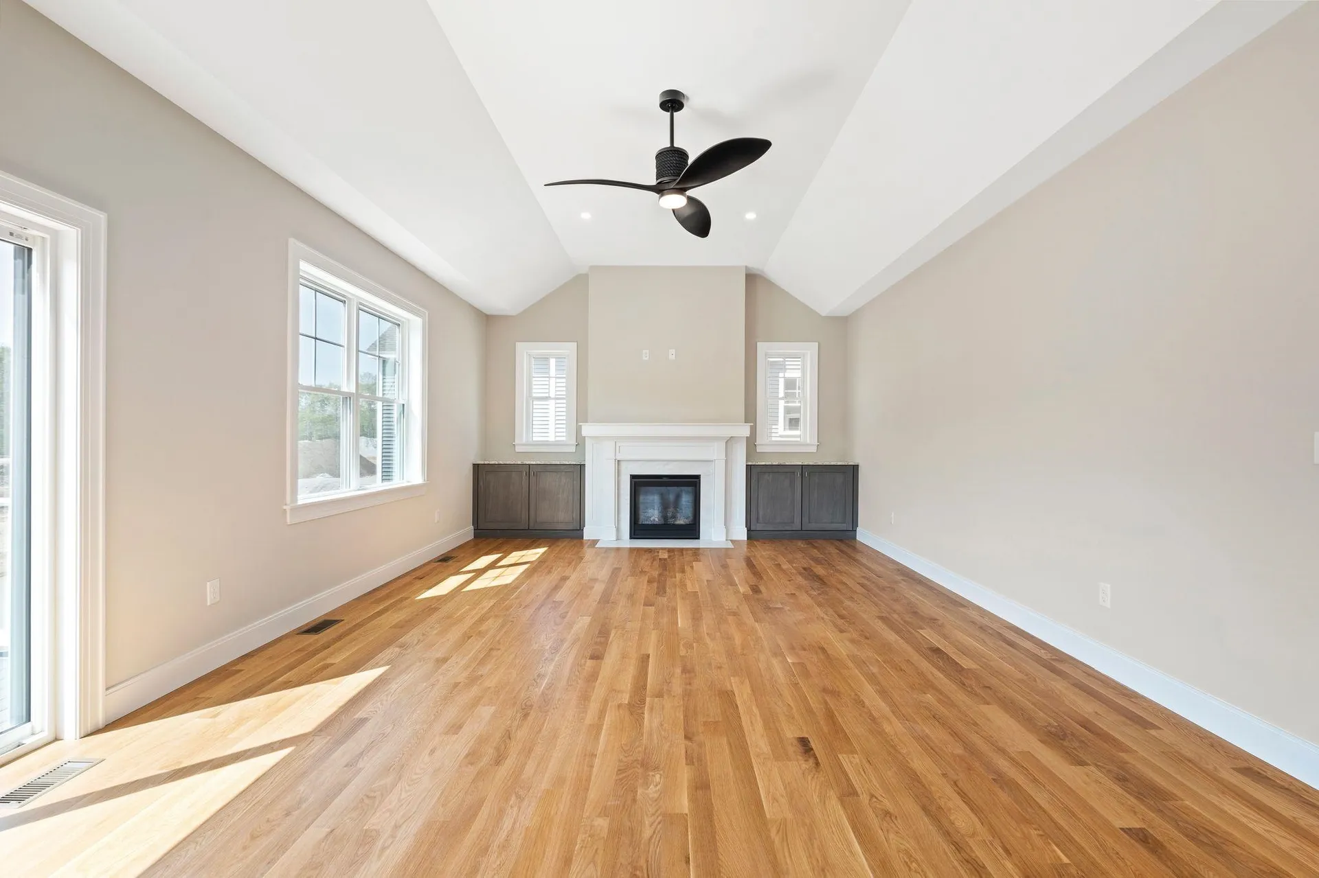 89 Sage Lane Portsmouth NH 03801