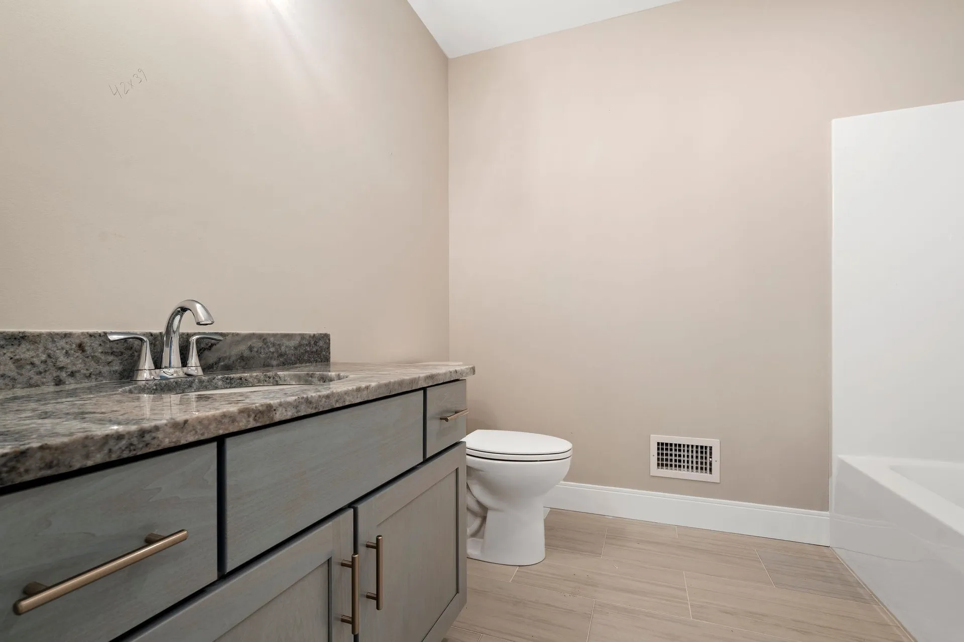 89 Sage Lane Portsmouth NH 03801