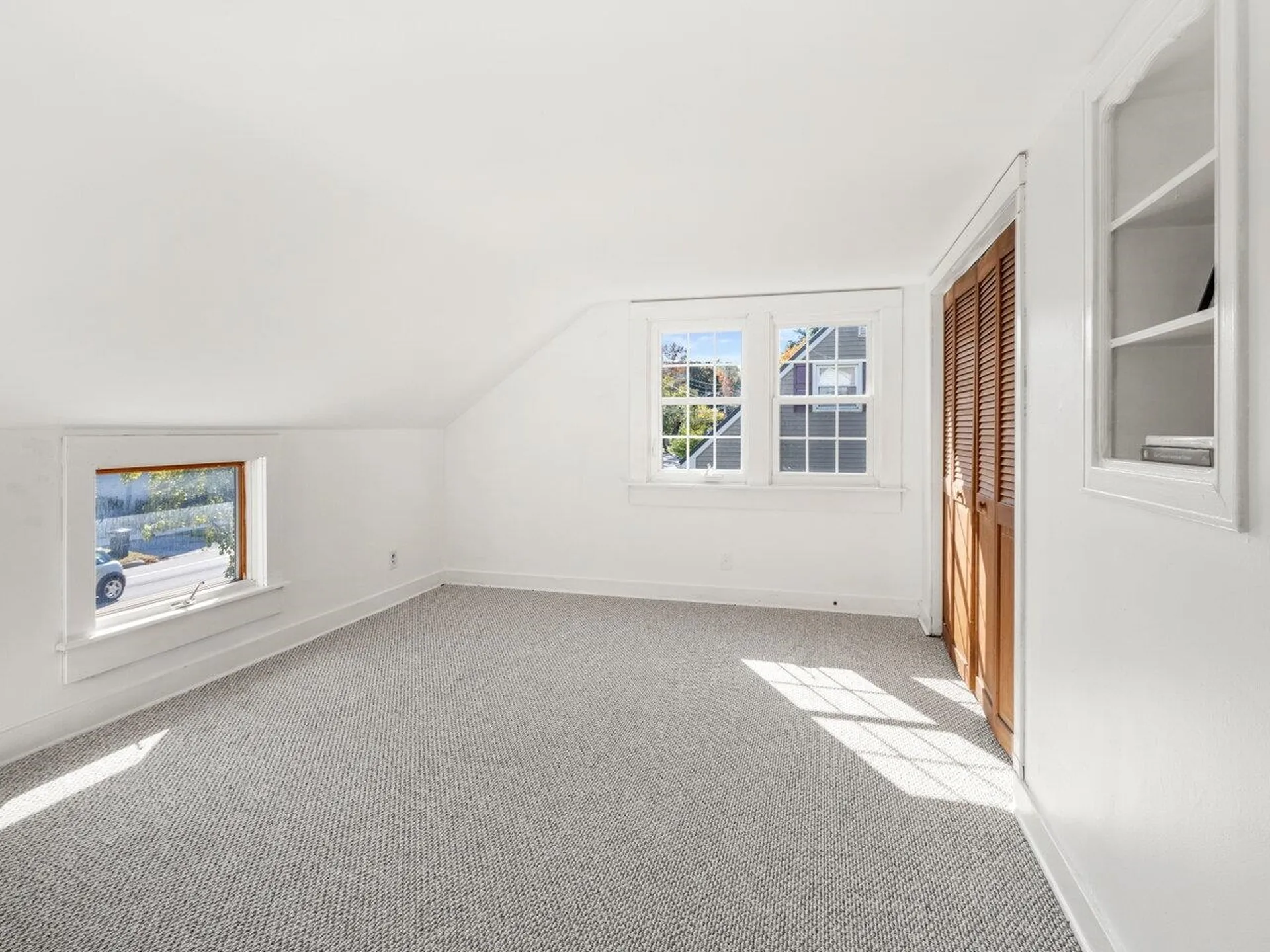 905 Pine Street Burlington VT 05401