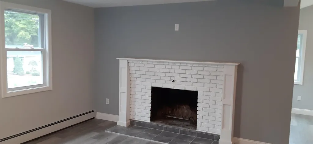 14 Rega Avenue Hudson NH 03051