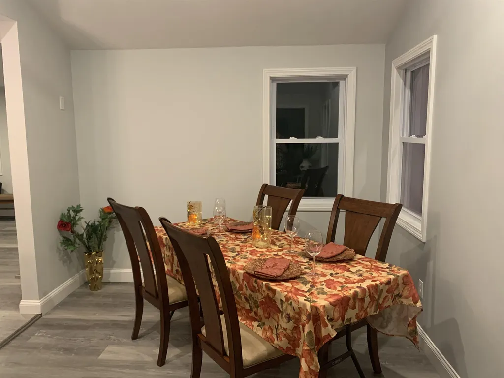 14 Rega Avenue Hudson NH 03051