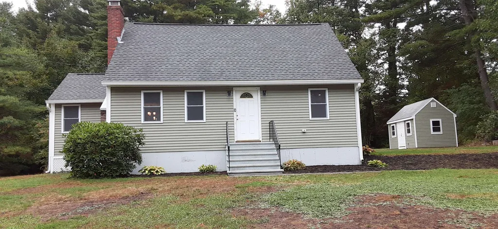 14 Rega Avenue Hudson NH 03051