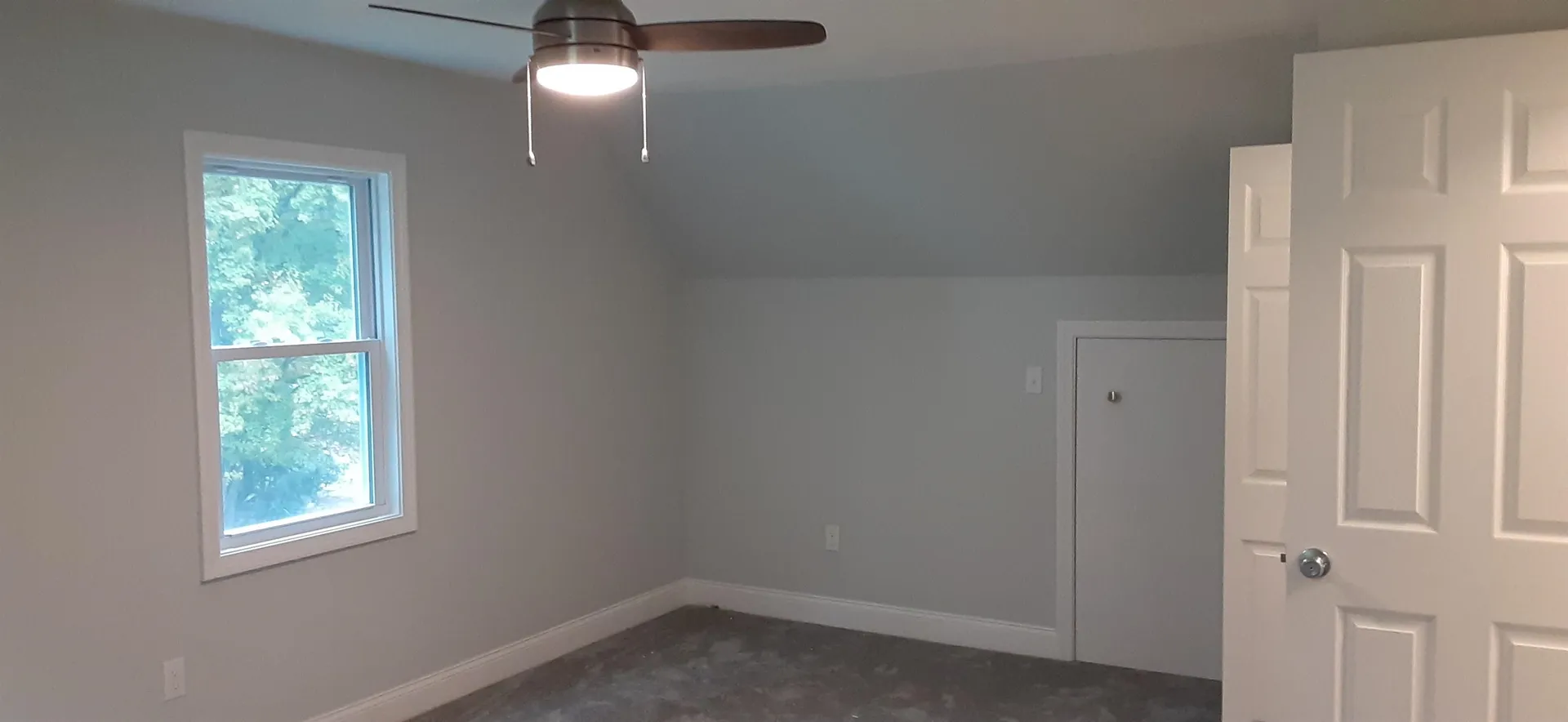 14 Rega Avenue Hudson NH 03051