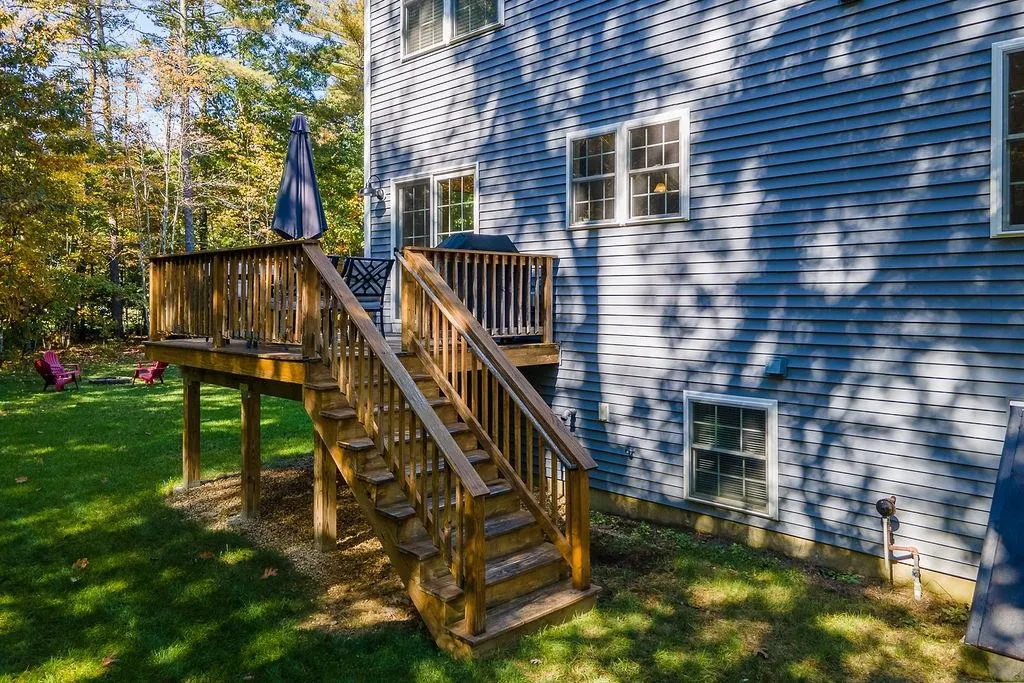 62 Tolend Road Barrington NH 03825