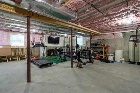 62 Tolend Road Barrington NH 03825