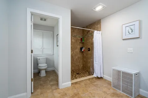 62 Tolend Road Barrington NH 03825