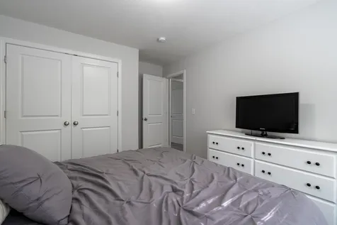 62 Tolend Road Barrington NH 03825