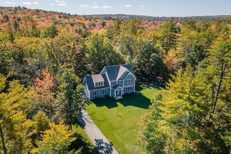 62 Tolend Road Barrington NH 03825