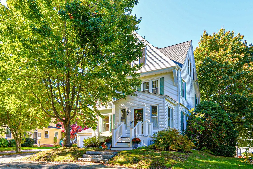 95 Monroe Street Portsmouth NH 03801