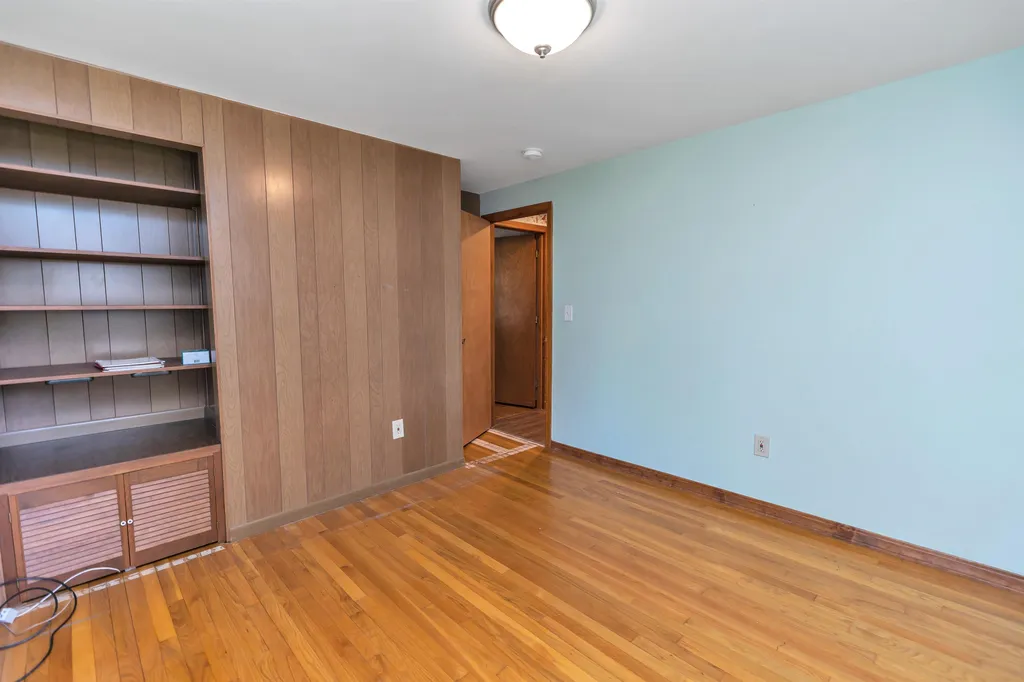 130 Westwood Drive Nashua NH 03062
