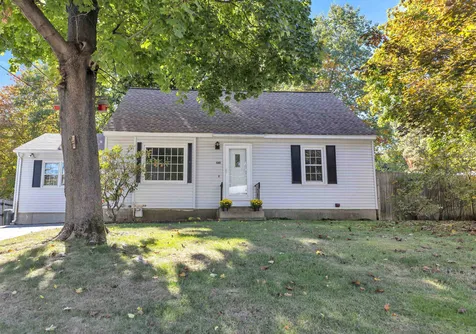 130 Westwood Drive Nashua NH 03062