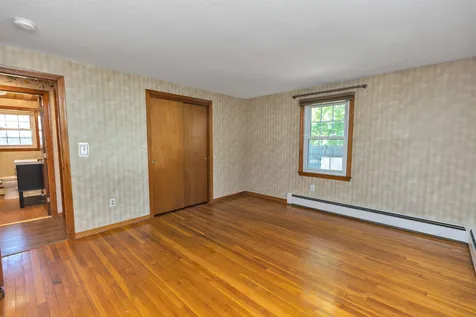 130 Westwood Drive Nashua NH 03062