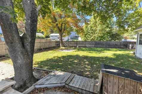 130 Westwood Drive Nashua NH 03062