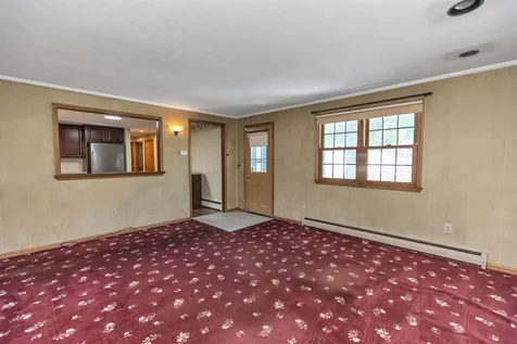 130 Westwood Drive Nashua NH 03062