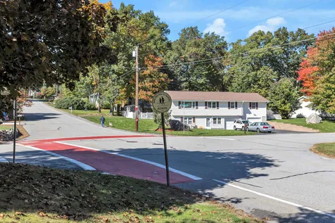 130 Westwood Drive Nashua NH 03062