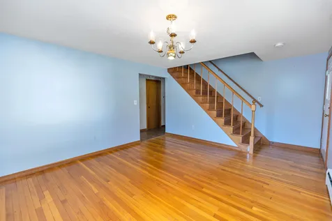 130 Westwood Drive Nashua NH 03062