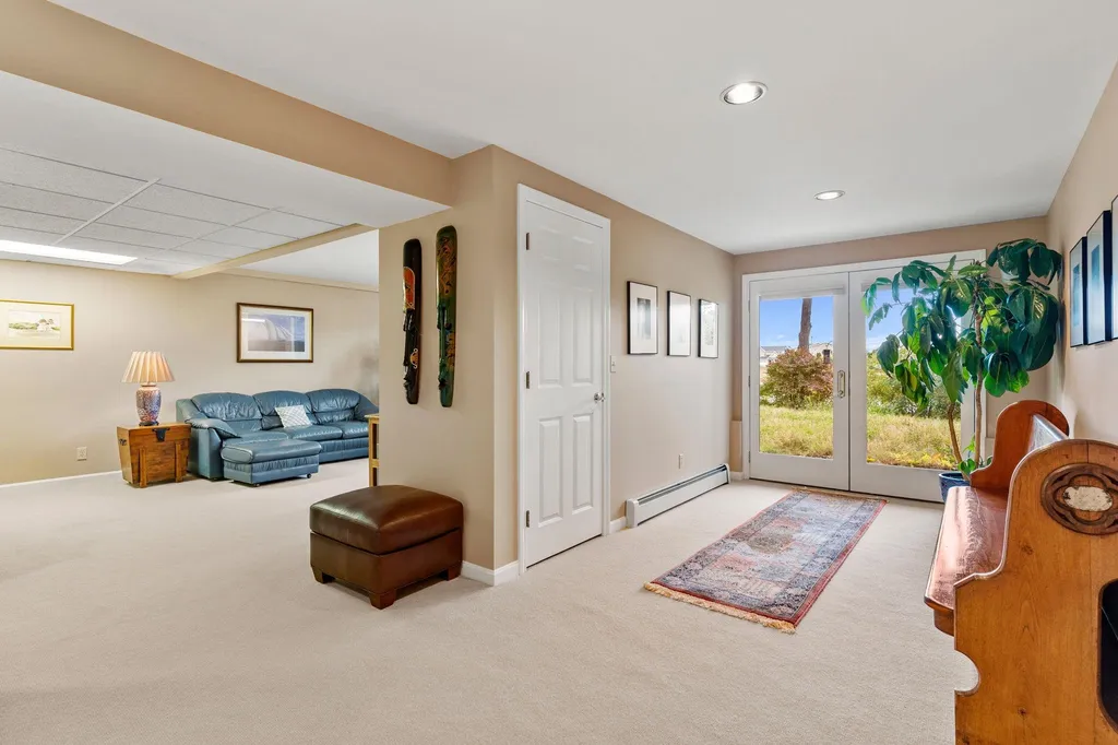 103 Locke Road Rye NH 03870