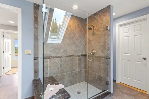 103 Locke Road Rye NH 03870
