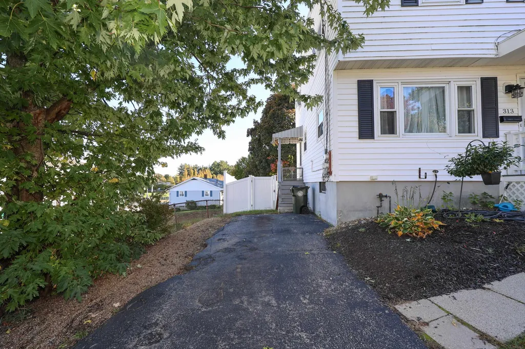 313 Jobin Drive Manchester NH 03103-3933