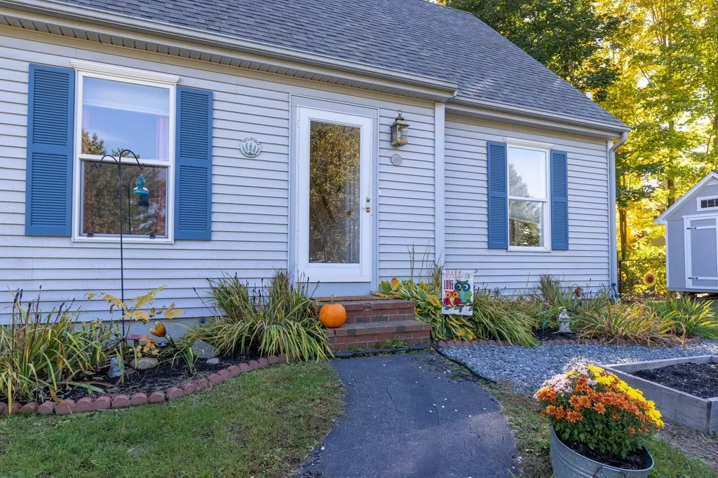 40 Samuel Hanson Avenue Dover NH 03820
