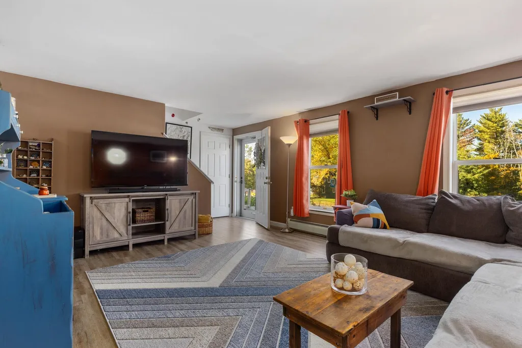 40 Samuel Hanson Avenue Dover NH 03820