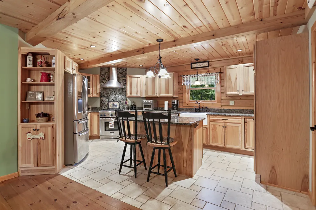 25 Winnipesaukee Drive Wolfeboro NH 03894