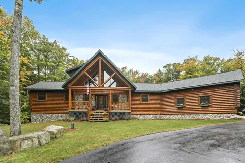 25 Winnipesaukee Drive Wolfeboro NH 03894