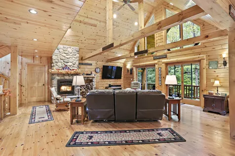 25 Winnipesaukee Drive Wolfeboro NH 03894