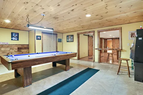 25 Winnipesaukee Drive Wolfeboro NH 03894