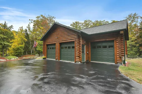 25 Winnipesaukee Drive Wolfeboro NH 03894