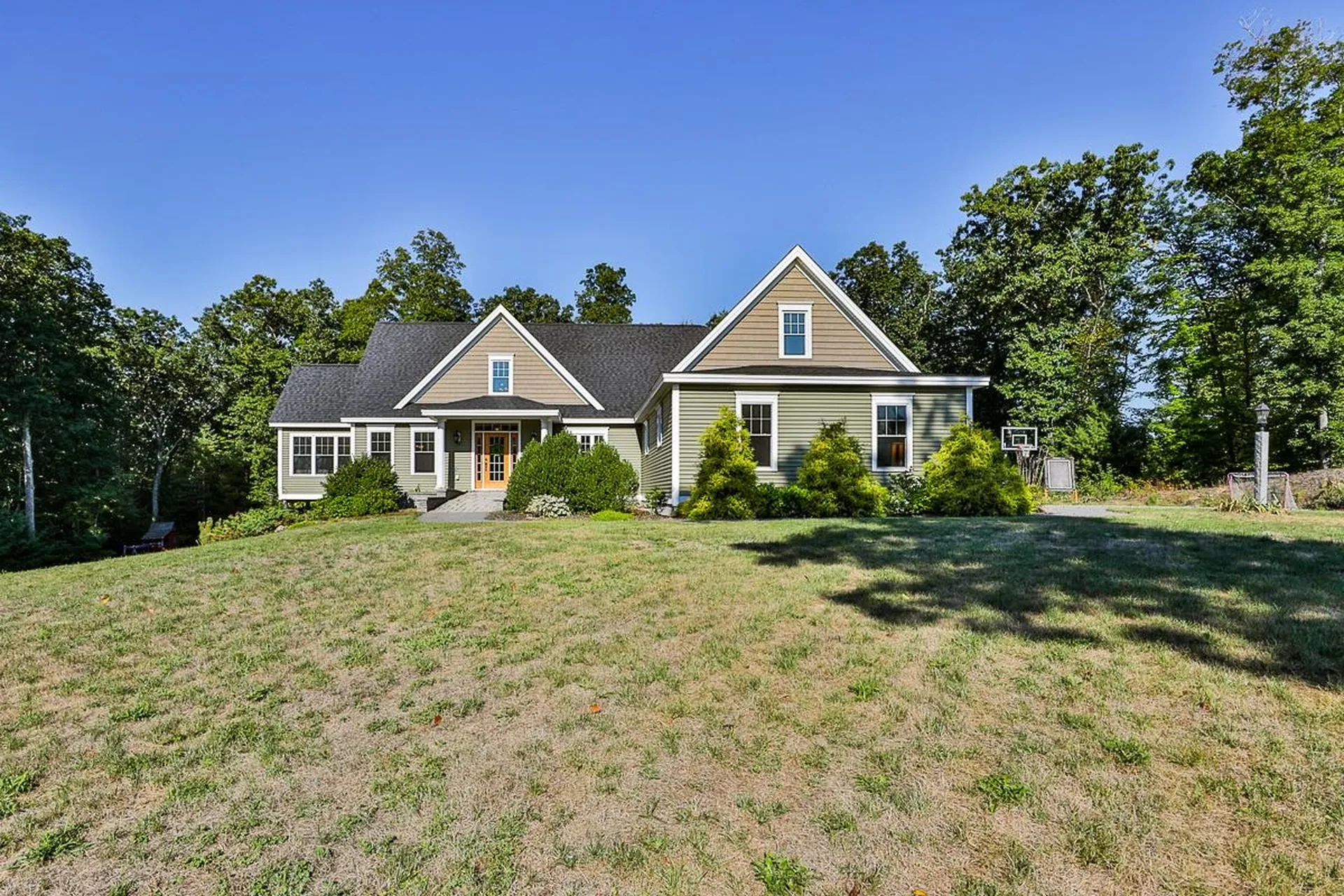 12 Franklin Way Hollis NH 03049