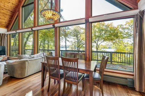 6 Lloyd Road Wolfeboro NH 03894