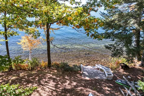 6 Lloyd Road Wolfeboro NH 03894