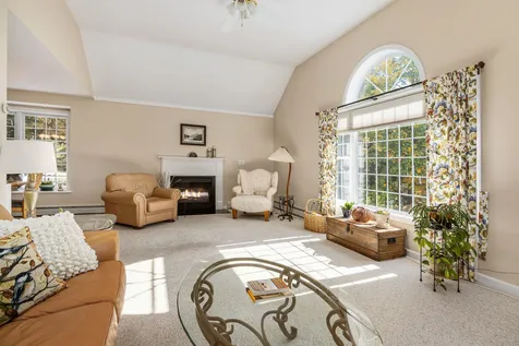 24 Ladd Road Brentwood NH 03833