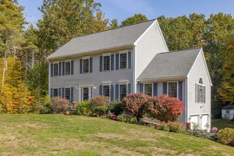 24 Ladd Road Brentwood NH 03833