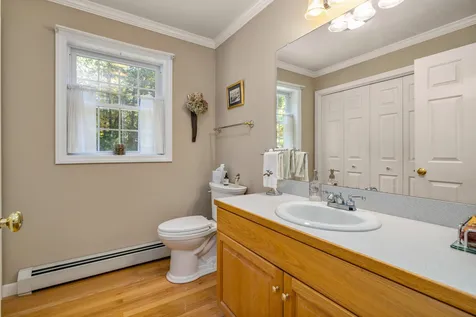 24 Ladd Road Brentwood NH 03833