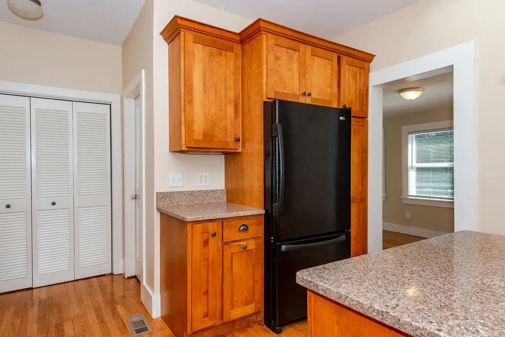 169 Cass Street Portsmouth NH 03801