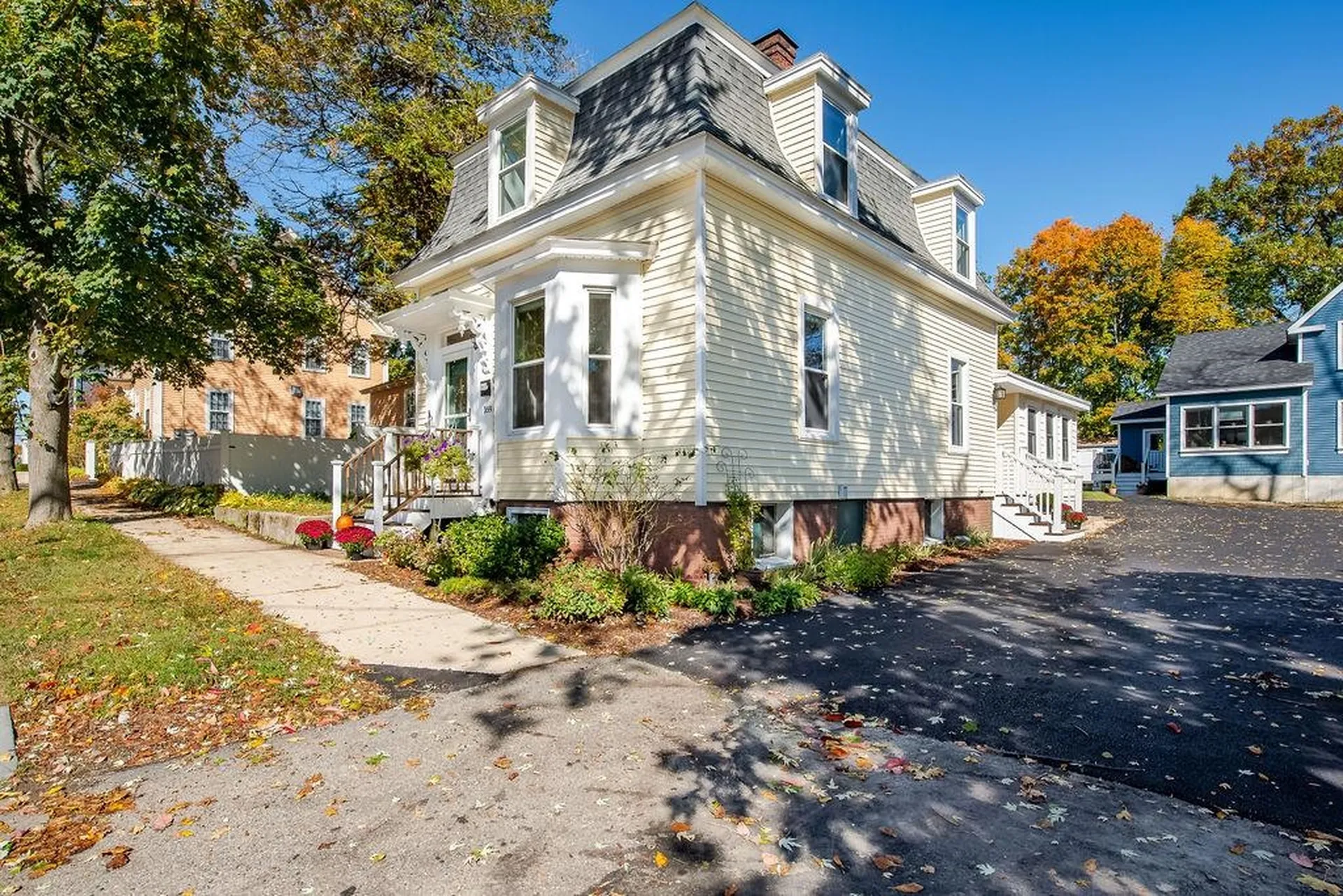 169 Cass Street Portsmouth NH 03801