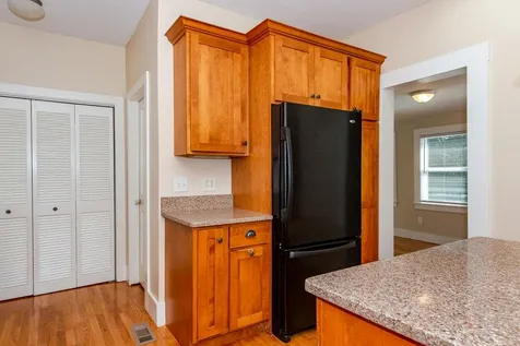 169 Cass Street Portsmouth NH 03801