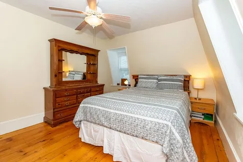 169 Cass Street Portsmouth NH 03801