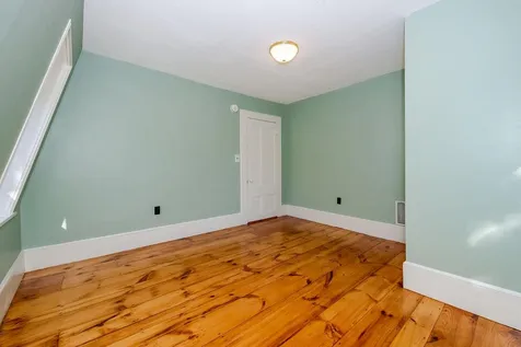 169 Cass Street Portsmouth NH 03801