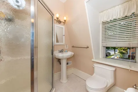 169 Cass Street Portsmouth NH 03801