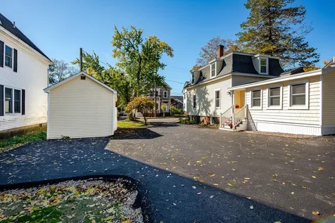 169 Cass Street Portsmouth NH 03801