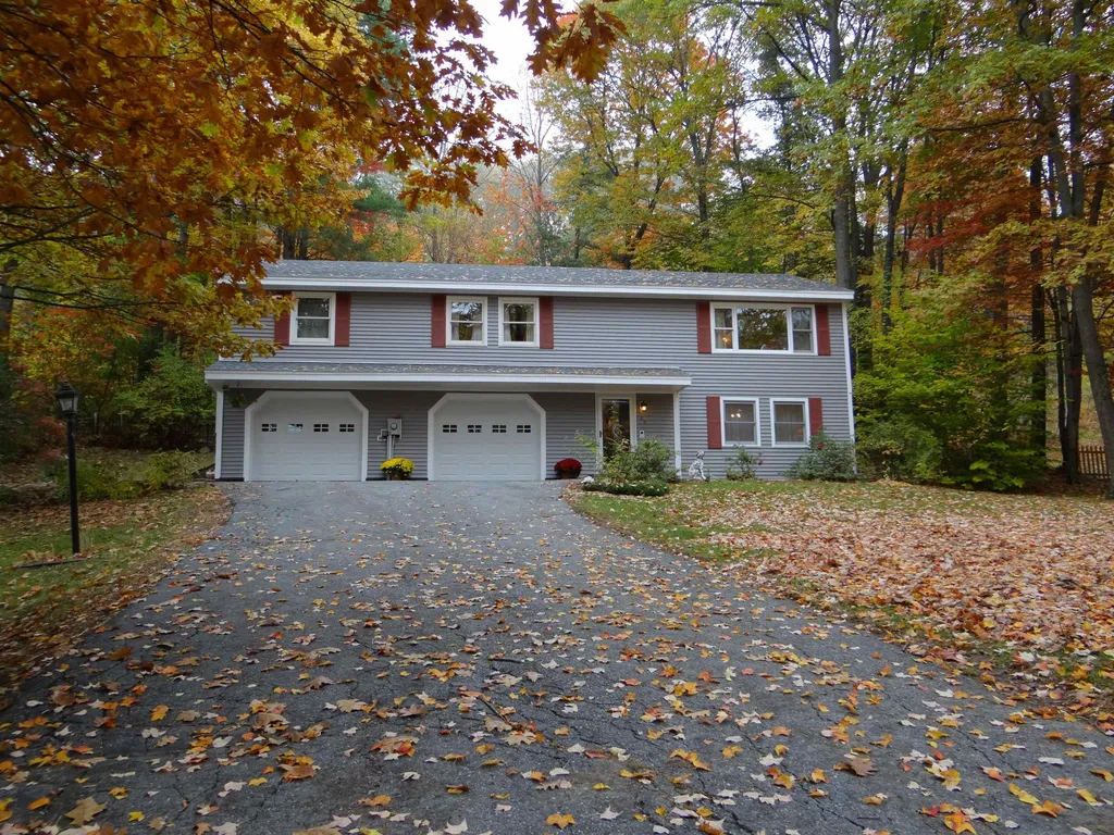 43 Cottage Circle Lebanon NH 03784