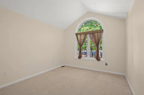 10 Crowley Circle Moultonborough NH 03254