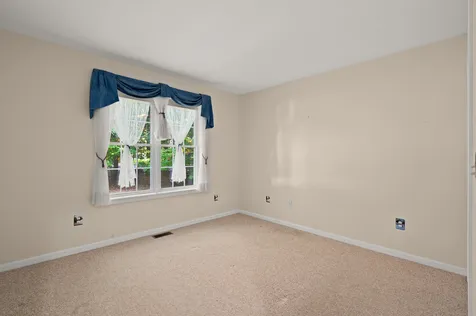 10 Crowley Circle Moultonborough NH 03254