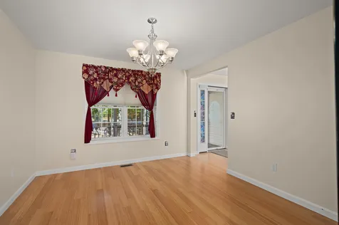 10 Crowley Circle Moultonborough NH 03254